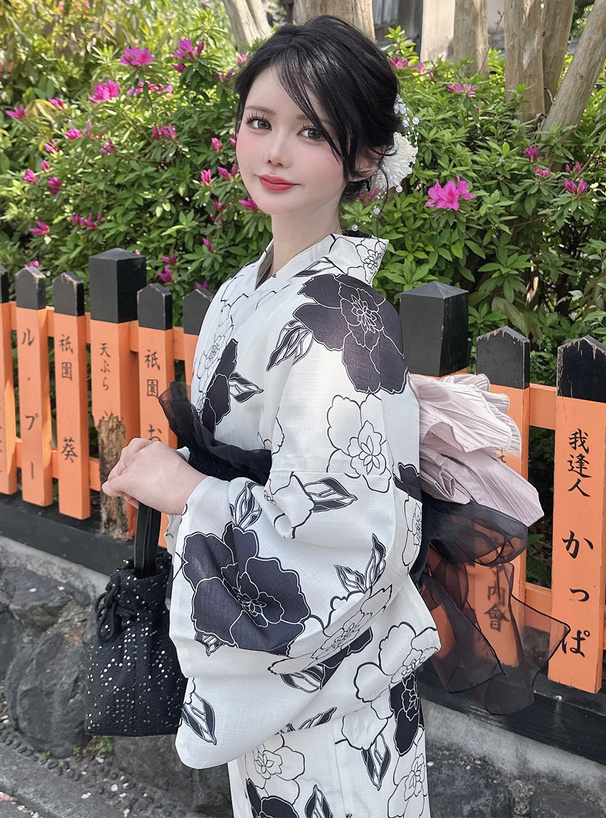 即日発送】アイシーミントフラワー浴衣 【浴衣3点セット 浴衣/帯/下駄